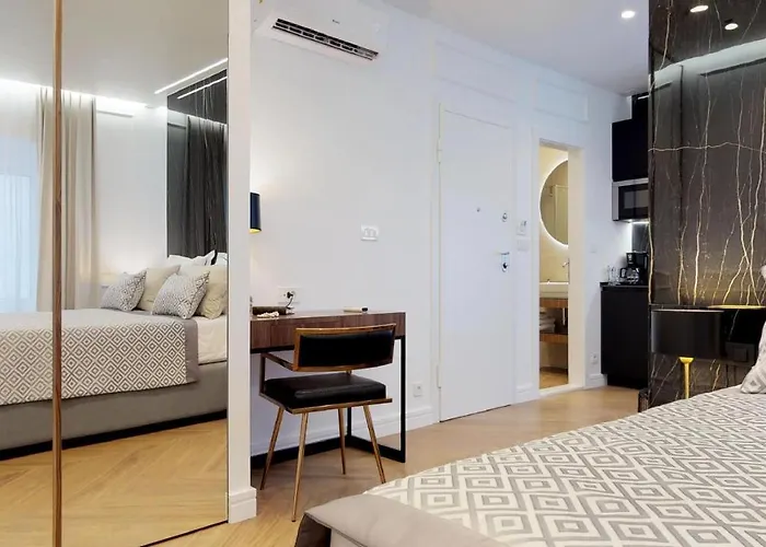 Illyria Luxury *