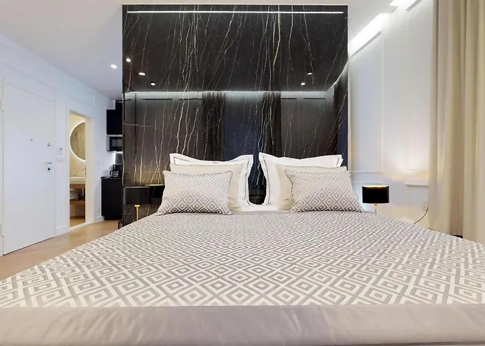 Illyria Luxury *