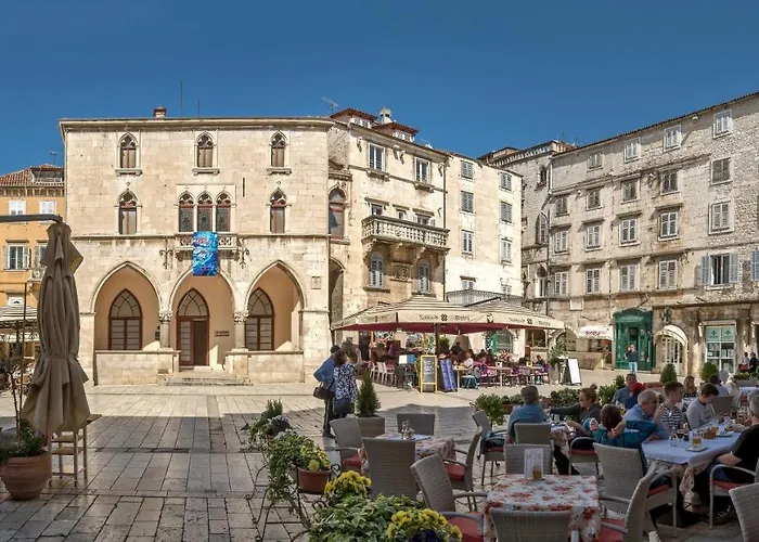 Illyria Luxury Апартаменты *