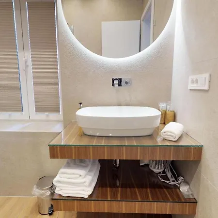 Illyria Luxury Apartman *