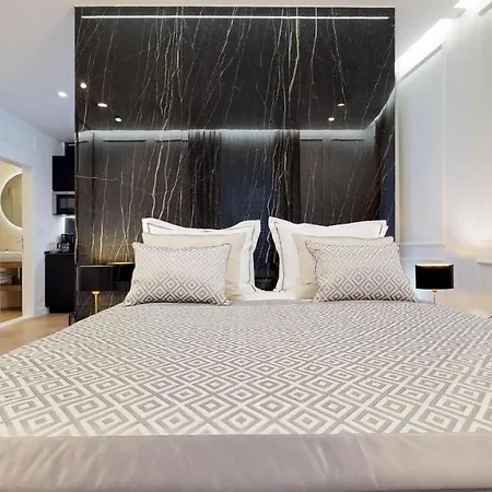 Illyria Luxury *